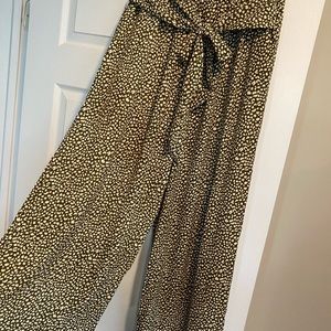 Olive Palazzo pants size large